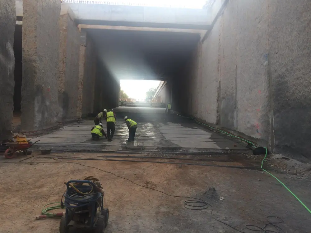 Inyección y sellado de juntas en muro pantalla